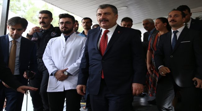 Sağlık Bakanı Koca, Ceylanpınar'da incelemelerde bulundu