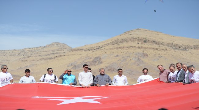Şehit Kaymakam Safitürk Yamaç Paraşütü Festivali