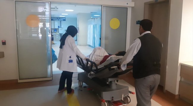 Siirt'te otomobilin çarptığı yaya yaralandı