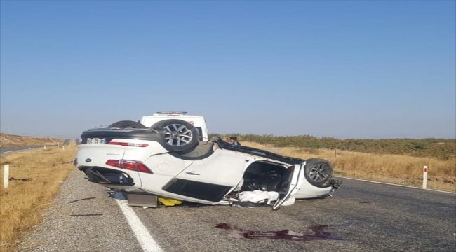 Siirt'te trafik kazası: 1 ölü, 2 yaralı