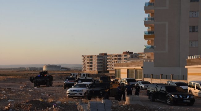 Yerde bulduğu cisim elinde patlayan çoban ağır yaralandı