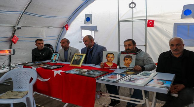 Diyarbakır annelerinin oturma eylemine katılım sürüyor
