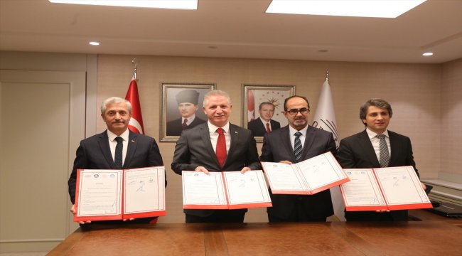 Gaziantep'te Şahinbey Belediyesi 161 öğrenciyi umreye gönderecek