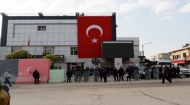 Suruç Belediye Başkanı Hatice Çevik gözaltına alındı