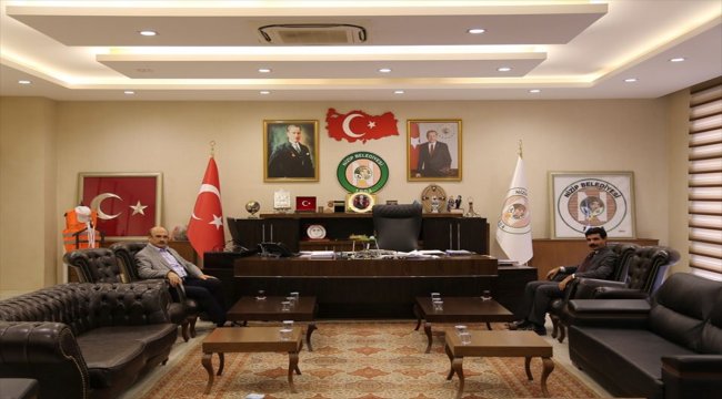 Karkamış Kaymakamı Bağlı'dan Belediye Başkanı Sarı'ya ziyaret