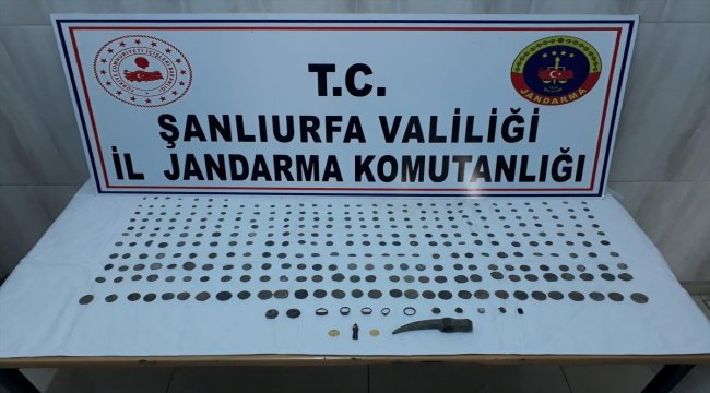 Şanlıurfa'da tarihi eser ve gümrük kaçakçılarına operasyon