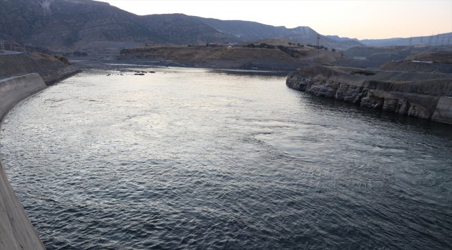 Su tutmaya başlayan Ilısu Barajı enerji üretimine hazırlanıyor