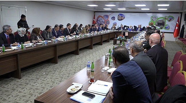 Vali Erin: 10 Milyon Verin, 2 Bin İstihdam Garantisi Vereyim