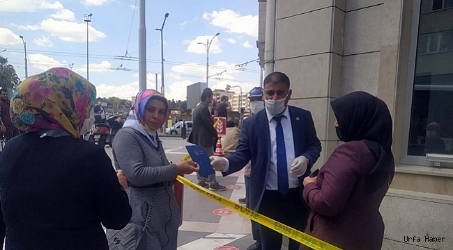 Toprak; “Ülkem insanlarına, maskesiz çıkmayın”