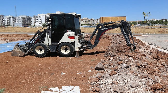 ''Karşıyaka'da 5 yeni parkta çalışmalar tam hız sürüyor''