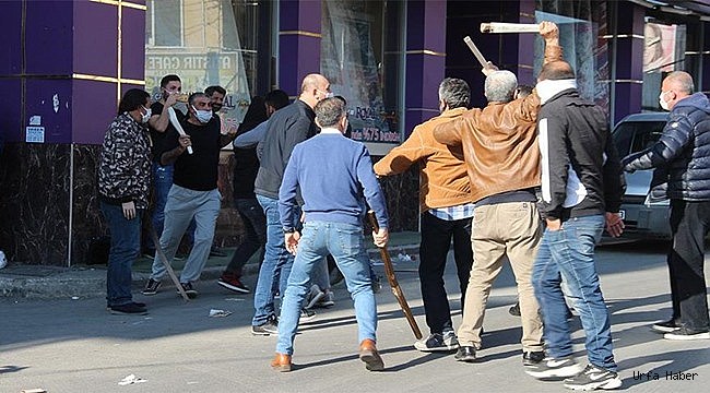 Kavga eden 21 kişiye sosyal mesafe cezası