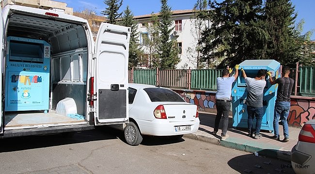 Haliliye Belediyesi Giyim Kumbaraları Kurdu