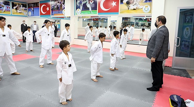 Başkan Canpolat Genç Sporcuları Ziyaret Etti