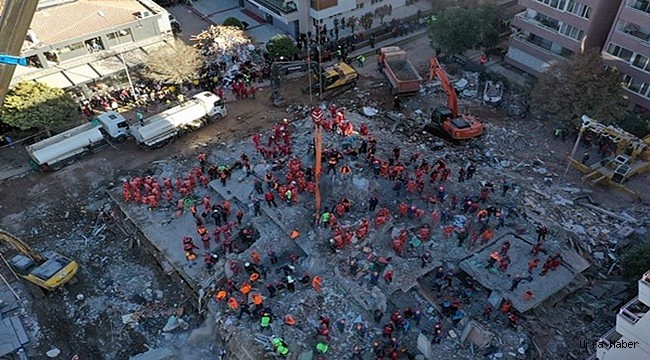 Urfalı Depremzedenin Cansız Bedeni Enkazdan Çıkarıldı
