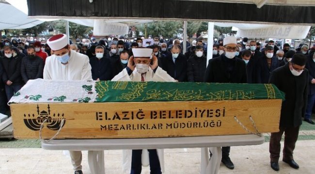 Kazada hayatını kaybeden 12 yaşındaki Sude, son yolculuğuna uğurlandı