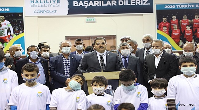 Başkan Canpolat 'tan 80 Okula Spor Malzemesi Desteği