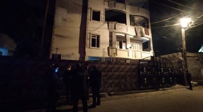 Evlenmelerine izin verilmeyen gençler 4 katlı evin damından el ele tutuşup aşağı atladı