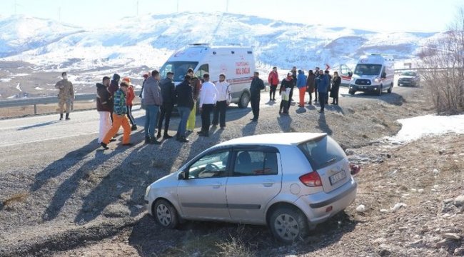 Kayak yapmaya gidiyorlardı kaza yaptılar: 4 yaralı