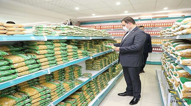 Başkan Canpolat, Sosyal Marketi İnceledi; Halkımıza Hizmet İçin Varız