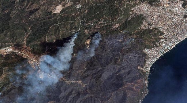 Marmaris ve Manavgat'taki yangın uzaydan görüntülendi