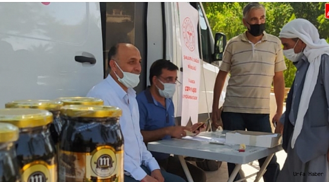 Urfa'da aşı olana bedeva pekmez kampanyası