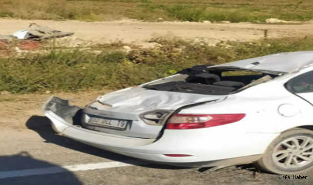 Urfa'daki yolda yine kaza: Otomobil takla attı!