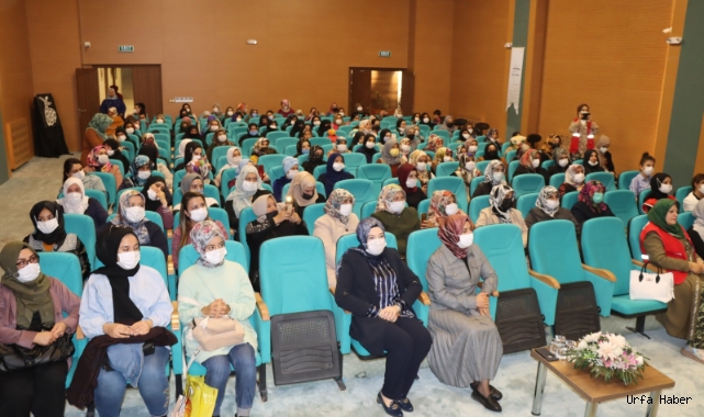 Büyükşehir'den kadınlara yönelik seminer