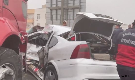 Urfa- Suruç yolunda feci kaza: Yaralılar var