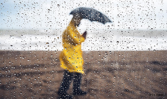 Meteoroloji "Sıcak havalar gidiyor":  Şemsiyeler yeniden çıkacak