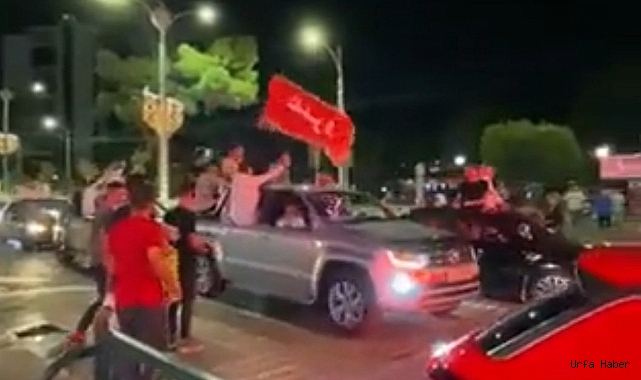 ŞANLIURFA'DA SURİYELİLERİN GÖVDE GÖSTERİSİ GERGİNLİĞE NEDEN OLDU!