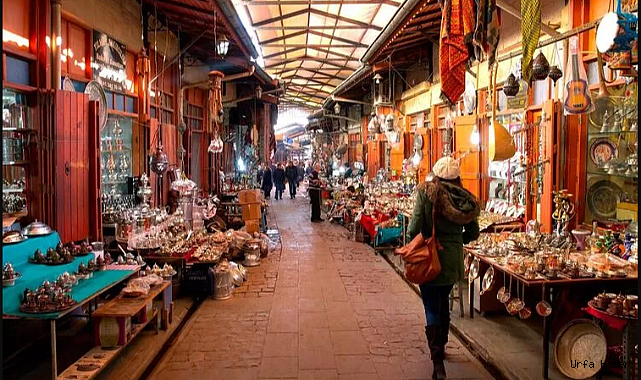 URFALI ESNAFTAN BORÇLULARINA AFİŞLİ ÇAĞRI