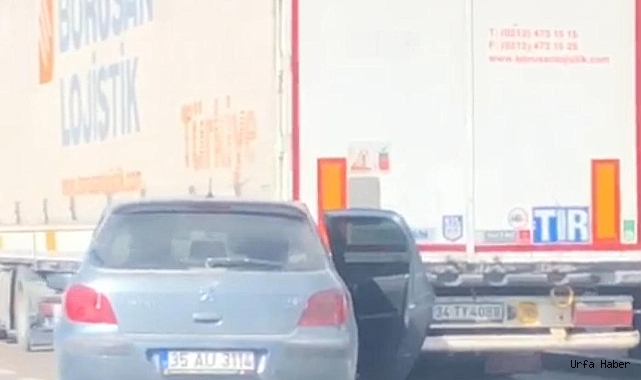 Otomobil tıra çarptı, sürücü ağır yaralandı
