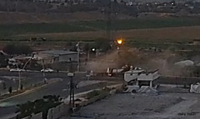 ŞANLIURFA'DA İKİ TIR ÇARPIŞTI