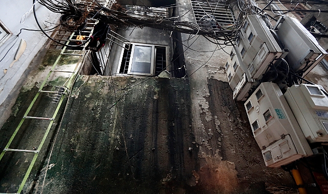 Vietnam’da 9 katlı apartmanda yangın: 30 ölü