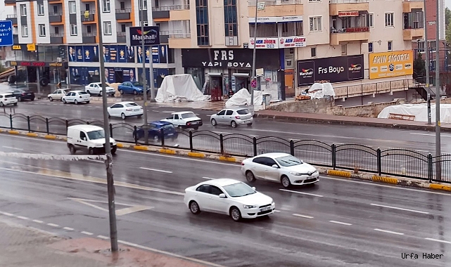 SAĞANAK YAĞIŞ URFALILARI KORKUTTU