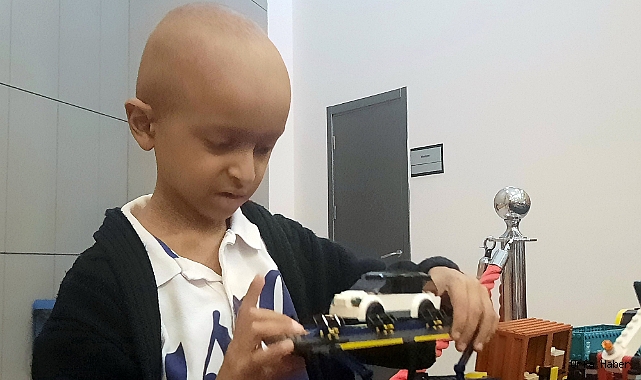 YAPTIĞI LEGOLAR ONA MORAL OLDU, İYİLEŞMESİNE KATKIDA BULUNDU