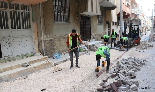HALİLİYE BELEDİYESİ 4 MAHALLEDE ÜSTYAPI ÇALIŞMALARINI SÜRDÜRÜYOR