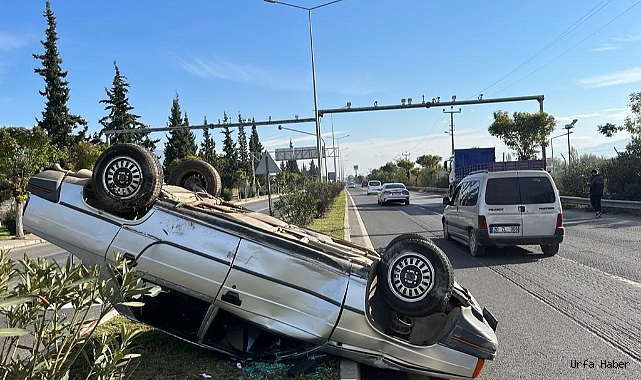 TAKLA ATAN OTOMOBİLDEKİ İKİ KİŞİ YARALANDI