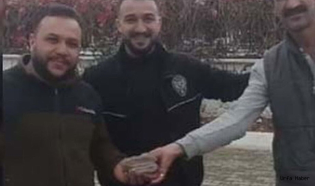 TEMİZLİK İŞÇİSİ BULDUĞU ÇOKLU PARAYI SAHBİNE TESLİM ETTİ