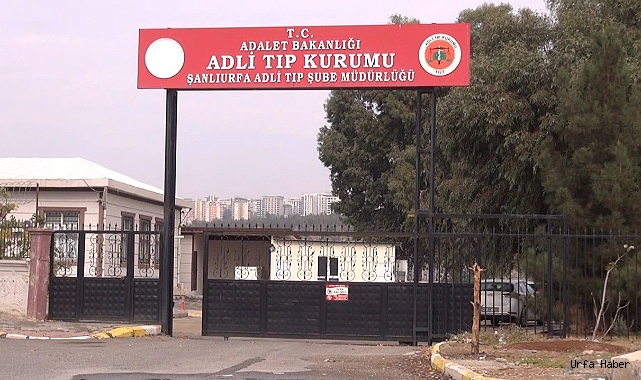 GENÇ KADIN EVDE ÖLÜ BULUNDU