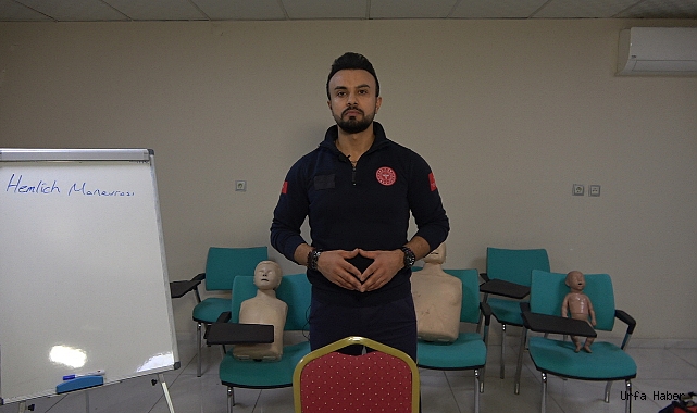 KENDİMİZE HEMLİCH MANEVRASINI NASIL YAPARIZ