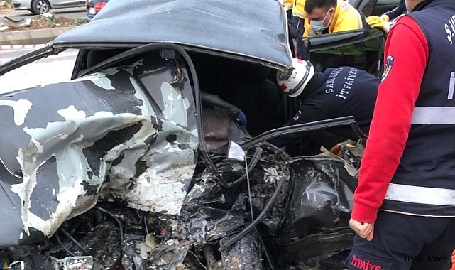 OTOMOBİLLER ÇARPIŞTI: 1 ÖLÜ, 2 YARALI