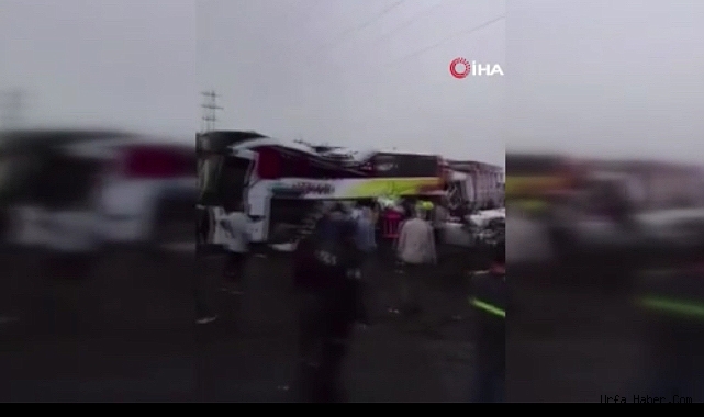 OTOBAN’DA ZİNCİRLEME KAZA: 10 ÖLÜ 30 YARALI