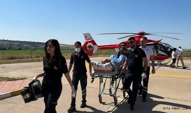 DİYARBAKIR'DA KALÇA KEMİĞİ KIRILAN HASTA, AMBULANS HELİKOPTER İLE HASTANEYE SEVK EDİLDİ