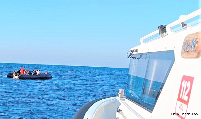 YUNANİSTAN'IN GERİ İTTİĞİ 234 DÜZENSİZ GÖÇMEN KURTARILDI