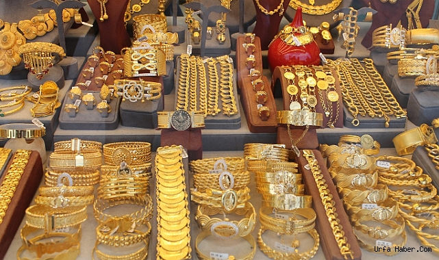 GRAM ALTIN 3 BİN LİRANIN HEMEN ALTINDA