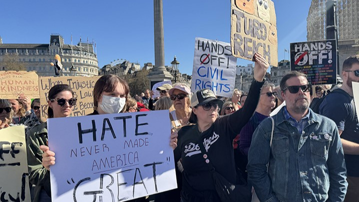 ABD Büyükelçiliği Önünde Trump Protestosu
