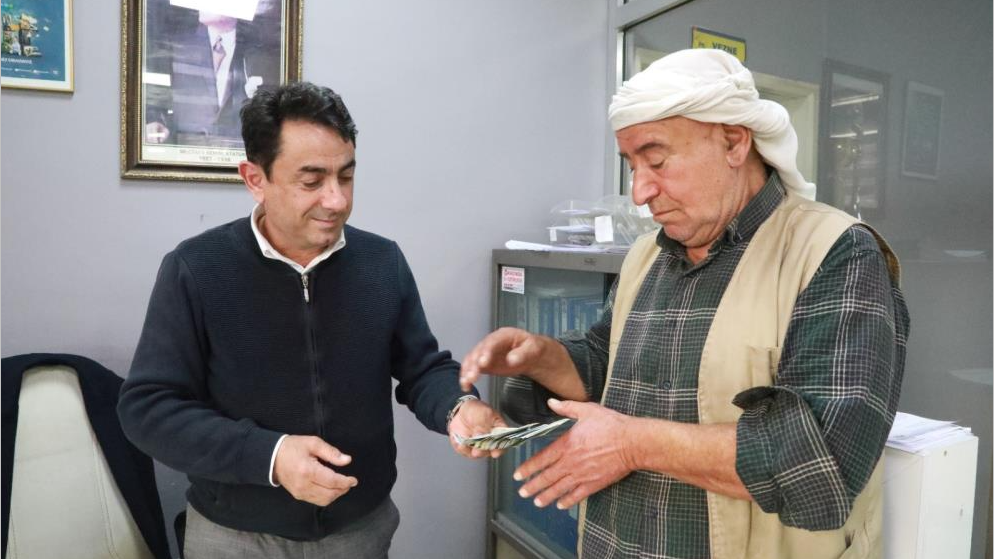 Siverek’te Buldukları Dolarları Sahibine Teslim Ettiler