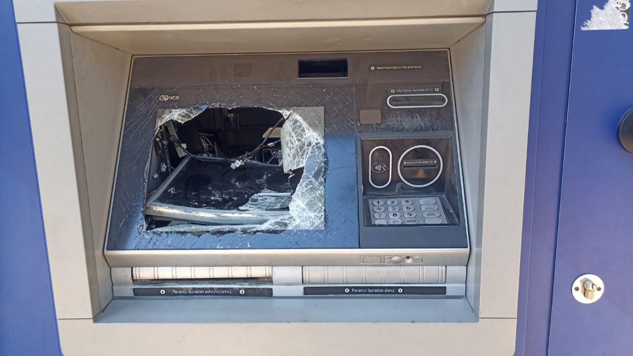 Şanlıurfa’da ATM Çilesi Kırık Makineyle Sonuçlandı