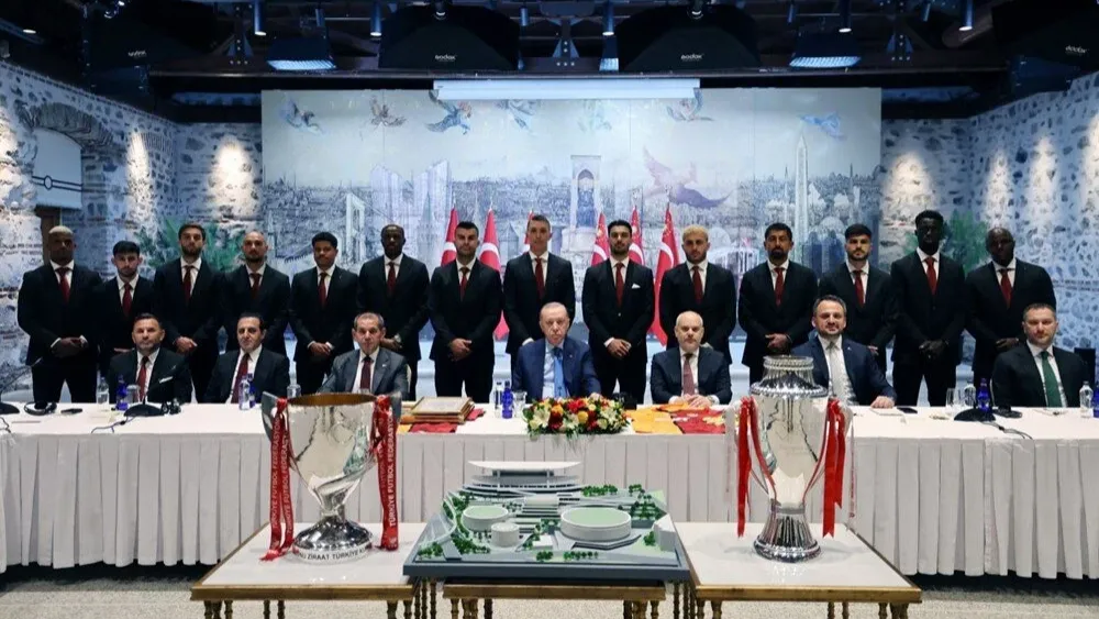 Cumhurbaşkanı  Erdoğan Galatasaray'ı Kabul Etti